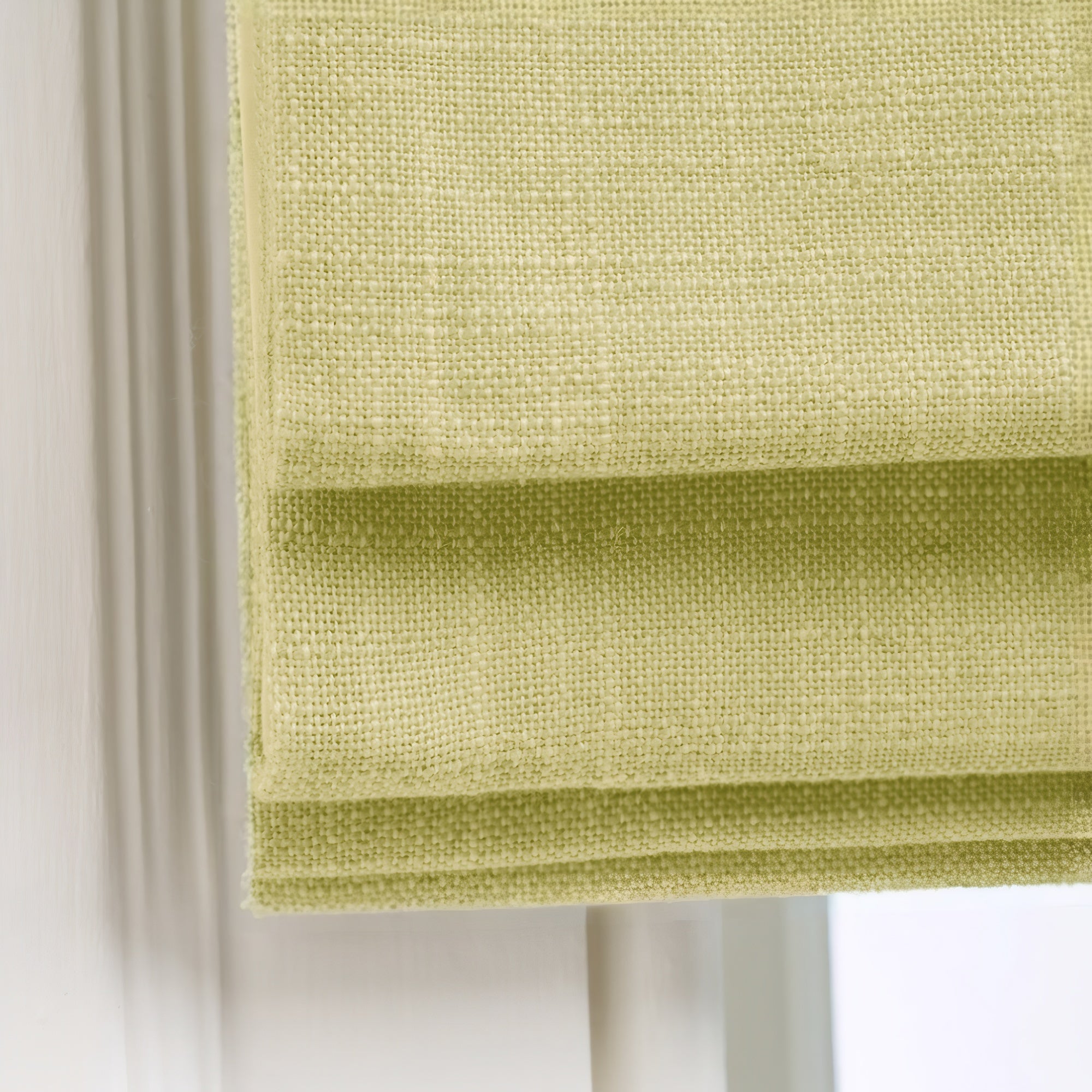 Custom 100% Blackout Roman Shade