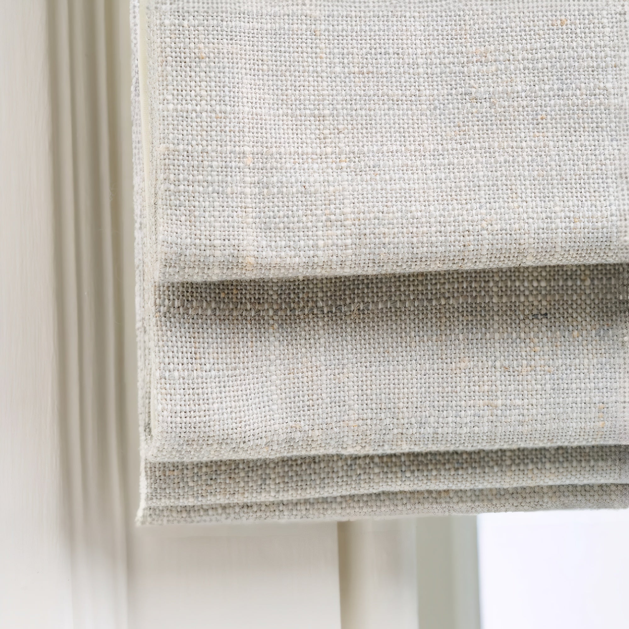 Custom 100% Blackout Roman Shade